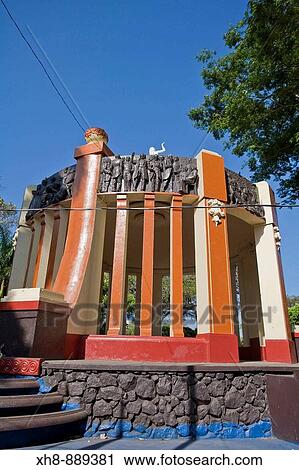 Stock Image - Kiosk in the Parque Central (Central Park), Managua, Nicaragua. Fotosearch