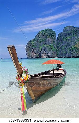 Stock Image - Ko Phi Phi Leh Beach, Ko Phi Phi Islands, Thailand.. Fotosearch