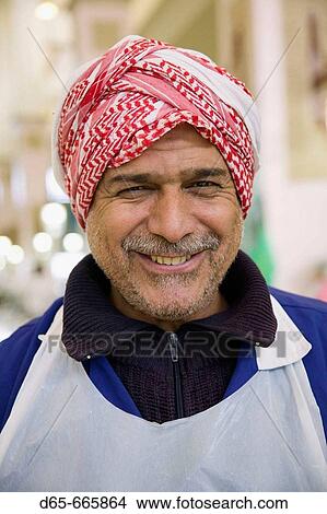KUWAIT-Kuwait City: Kuwait City Fish Market - Fish Monger View Large Photo Image Picture - KUWAIT-Kuwait City: Kuwait City Fish Market - Fish Monger. Fotosearch