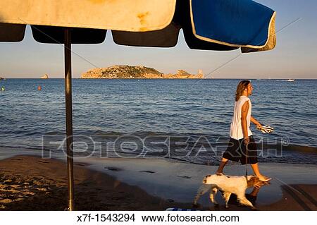 L? Estartit Gran beach In background Medes Islands Costa Brava Girona province Catalonia Spain View Large Photo Image Picture - L? Estartit Gran beach In background Medes Islands Costa Brava Girona province Catalonia Spain. Fotosearch