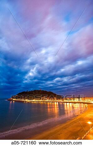 La Concha beach, San Sebastian. Guipuzcoa, Basque Country, Spain View Large Photo Image Stock Image - La Concha beach, San Sebastian. Guipuzcoa, Basque Country, Spain. Fotosearch