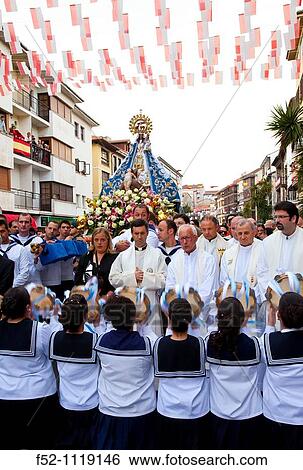 La Folia procession, San Vicente de la Barquera, Cantabria, Spain View Large Photo Image Stock Photograph - La Folia procession, San Vicente de la Barquera, Cantabria, Spain. Fotosearch