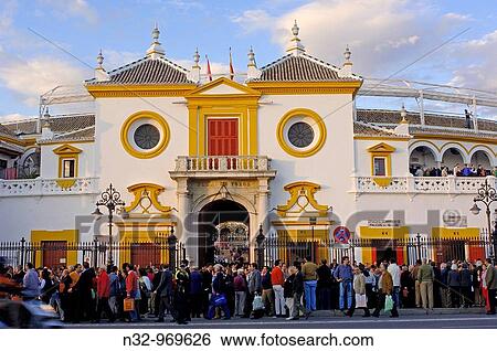 La Maestranza bullring, Seville. Andalusia, Spain View Large Photo Image Stock Photograph - La Maestranza bullring, Seville. Andalusia, Spain. Fotosearch