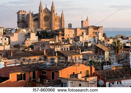 Stock Photograph - La Seu Cathedral in Palma de Mallorca, Balearic Islands, Spain. Fotosearch