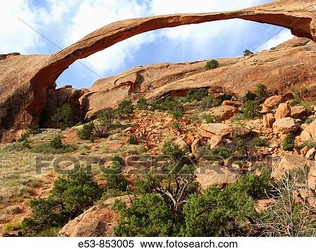 Stock Photography - Landscape Arch, Arches National Park, Utah, United States? Paula Borchardt - All rights reserved. Fotosearch
