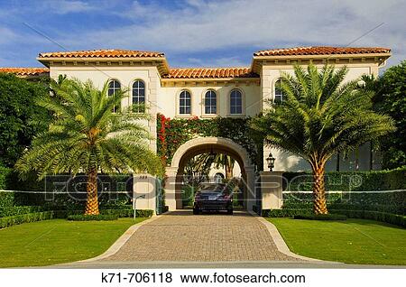 Large homes in West Palm Beach, Florida, USA, 2008 View Large Photo Image Stock Photo - Large homes in West Palm Beach, Florida, USA, 2008. Fotosearch