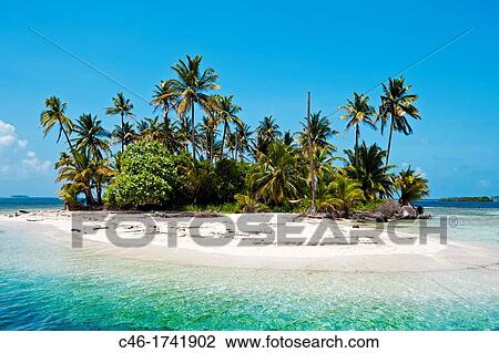 Stock Image - Lemon keys, San Blas Islands also called Kuna Yala Islands, Panama.. Fotosearch
