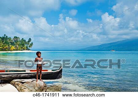 Stock Image - Lemon keys, San Blas Islands also called Kuna Yala Islands, Panama.. Fotosearch