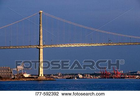 Stock Image - Lions Gate Bridge. Vancouver. British Columbia. Canada.. Fotosearch
