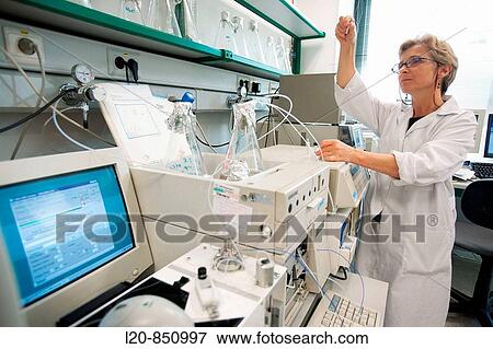 Stock Photo - Liquid chromatography, Department of Neuropharmacology, IIBB - Institute for Biomedical Research of Barcelona, CSIC - Consejo Superior de Investigacion Cientifica (Spanish National Research Council), Barcelona, Catalonia, Spain. Fotosearch