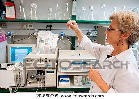 Stock Photo - Liquid chromatography, Department of Neuropharmacology, IIBB - Institute for Biomedical Research of Barcelona, CSIC - Consejo Superior de Investigacion Cientifica (Spanish National Research Council), Barcelona, Catalonia, Spain. Fotosearch