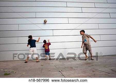 MACBA (Museu d? Art Contemporani de Barcelona) by Richard Meier, Barcelona. Catalonia, Spain View Large Photo Image Stock Photograph - MACBA (Museu d? Art Contemporani de Barcelona) by Richard Meier, Barcelona. Catalonia, Spain. Fotosearch