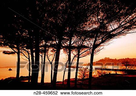 Stock Image - Magdalena peninsula and bay in the afternoon, Santander. Cantabria, Spain. Fotosearch