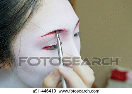 ? Maiko? (geisha apprentice) from the Odamoto tea house (o-chaia) in Gion, Kyoto. Kansai, Japan View Large Photo Image Stock Photo - ? Maiko? (geisha apprentice) from the Odamoto tea house (o-chaia) in Gion, Kyoto. Kansai, Japan. Fotosearch