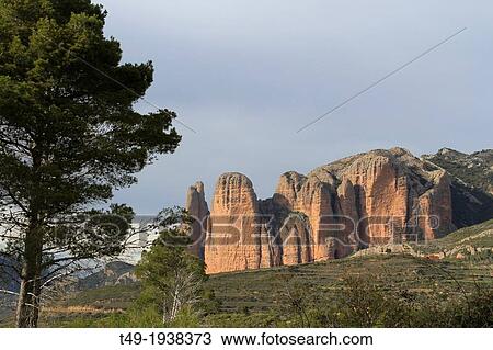 Mallos de Riglos, Riglos, La Hoya, Huesca, Spain View Large Photo Image Stock Image - Mallos de Riglos, Riglos, La Hoya, Huesca, Spain. Fotosearch