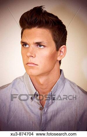 Man: make-up View Large Photo Image Picture - Man: make-up. Fotosearch