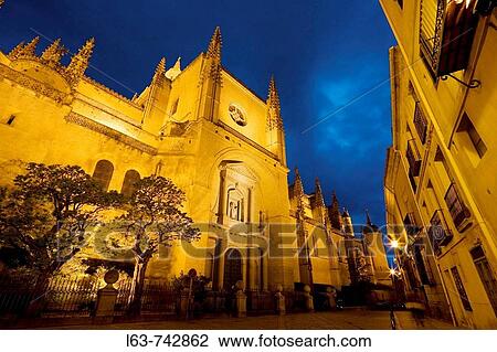 Marques del Arco street and Cathedral at night, Segovia. Castilla-Leon, Spain View Large Photo Image Stock Image - Marques del Arco street and Cathedral at night, Segovia. Castilla-Leon, Spain. Fotosearch