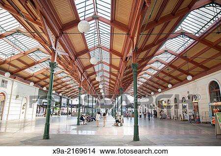 Masarykovo Nadrazi Railway Station, Prague, Czech Republic. View Large Photo Image Picture - Masarykovo Nadrazi Railway Station, Prague, Czech Republic.. Fotosearch