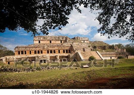 Stock Photograph - Mayan arqueological site Sayil, Yucatan, Mexico.. Fotosearch