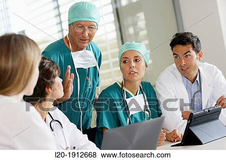 Stock Photo - medical meeting, clinical session, Onkologikoa Hospital, Oncology Institute, Case Center for prevention, diagnosis and treatment of cancer, Donostia, San Sebastian, Gipuzkoa, Basque Country, Spain. Fotosearch