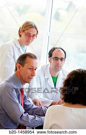 Picture - Meeting room, research lab, IkerChem research lab, design and synthesis of new chemical entities with therapeutic applications in oncology, discovery and development of novel drugs for the treatment of cancer. Fotosearch