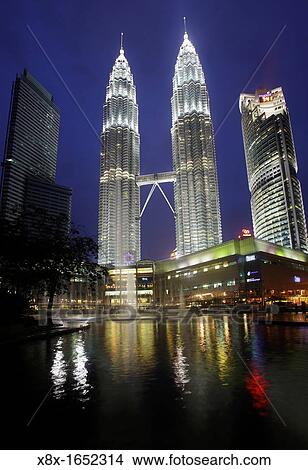Menara Petronas towers, Kuala Lumpur, Malaysia View Large Photo Image Picture - Menara Petronas towers, Kuala Lumpur, Malaysia. Fotosearch