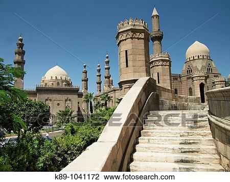 Mezquitas Al Rifai y del SultBn Hassan, El Cairo, Egipto View Large Photo Image Stock Image - Mezquitas Al Rifai y del SultBn Hassan, El Cairo, Egipto. Fotosearch