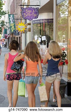 Michigan, Traverse City, Front Street, Evergreen Gallery View Large Photo Image Stock Image - Michigan, Traverse City, Front Street, Evergreen Gallery. Fotosearch