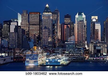 MIDTOWN SKYLINE HUDSON RIVER MANHATTAN NEW YORK CITY USA View Large Photo Image Stock Image - MIDTOWN SKYLINE HUDSON RIVER MANHATTAN NEW YORK CITY USA. Fotosearch