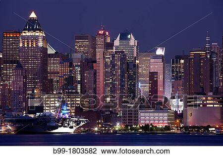 MIDTOWN SKYLINE HUDSON RIVER MANHATTAN NEW YORK CITY USA View Large Photo Image Stock Image - MIDTOWN SKYLINE HUDSON RIVER MANHATTAN NEW YORK CITY USA. Fotosearch