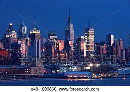 MIDTOWN SKYLINE HUDSON RIVER MANHATTAN NEW YORK CITY USA View Large Photo Image Stock Image - MIDTOWN SKYLINE HUDSON RIVER MANHATTAN NEW YORK CITY USA. Fotosearch