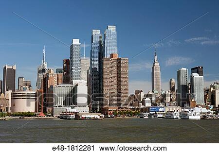 MIDTOWN SKYLINE HUDSON RIVER MANHATTAN NEW YORK USA View Large Photo Image Stock Image - MIDTOWN SKYLINE HUDSON RIVER MANHATTAN NEW YORK USA. Fotosearch