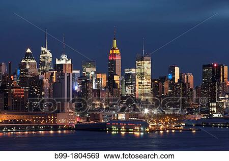MIDTOWN SKYLINE HUDSON RIVER MANHATTAN NEW YORK CITY USA View Large Photo Image Stock Photo - MIDTOWN SKYLINE HUDSON RIVER MANHATTAN NEW YORK CITY USA. Fotosearch