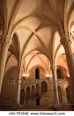 Monk's Hall, Santa Maria de Alcoba? a Monastery UNESCO World Heritage, Alcoba? a, Estremadura, Portugal View Large Photo Image Stock Photograph - Monk's Hall, Santa Maria de Alcoba? a Monastery UNESCO World Heritage, Alcoba? a, Estremadura, Portugal. Fotosearch