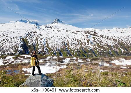 Stock Image - Mountains near Valdez, Alaska, U S A. Fotosearch