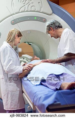 Picture - MRI (Magnetic Resonance Imaging). Fotosearch