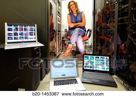 Stock Photo - Multimedia Asset Management, Content-based search for MultiMedia Archives, software to search pictures on the internet, data process center, multimedia services, Vicomtech-IK4 Visual Interaction and Communication Technologies Centre. Fotosearch
