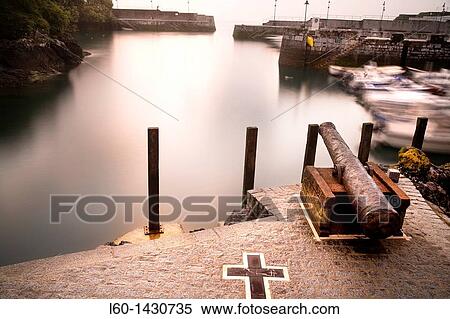 Stock Photography - Mundaka Harbour, Biscay, Spain. Fotosearch