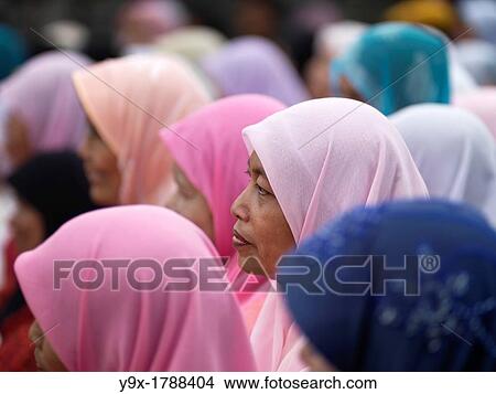 malaysian women