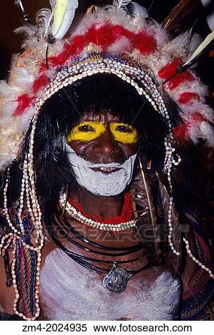 NEW GUINEA HIGHLANDS, NEAR TARI, HULI TRIBE, PORTRAIT OF MAN. View Large Photo Image Stock Photography - NEW GUINEA HIGHLANDS, NEAR TARI, HULI TRIBE, PORTRAIT OF MAN.. Fotosearch