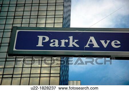 New York City, sign of Park Avenue, Manhattan View Large Photo Image Stock Photo - New York City, sign of Park Avenue, Manhattan. Fotosearch