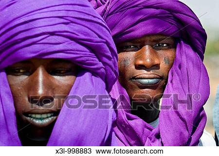 Niger A Wodaabe-Bororo man View Large Photo Image Stock Image - Niger A Wodaabe-Bororo man. Fotosearch