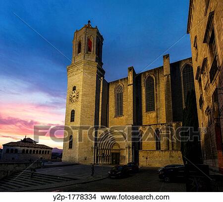 Night view of Cathedral of Gerona View Large Photo Image Picture - Night view of Cathedral of Gerona. Fotosearch