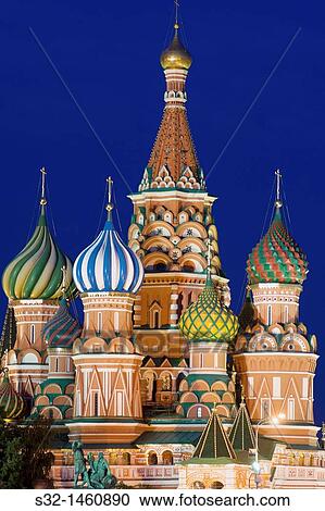 Stock Image - night view of the Orthodox Cathedral of St Basil in Red Square in Moscow, Russia. Fotosearch