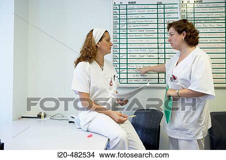 Picture - Nurses changing shift, Neurosurgery department. Hospital Universitario Gran Canaria Doctor Negrin, Las Palmas de Gran Canaria. Canary Islands, Spain. Fotosearch