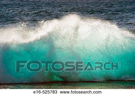 Stock Image - Ocean wave. Fotosearch