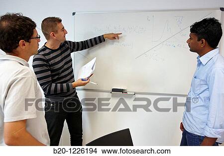 Picture - Office, Materials Physics Center is a joint center of the Spanish Scientific Research Council CSIC and the University of the Basque Country UPV/EHU.. Fotosearch