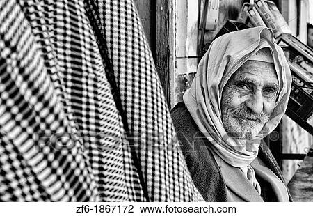 Old local colorful Arab portait of local man in Douz in Sahara Desert of Tunisia Africa View Large Photo Image Stock Image - Old local colorful Arab portait of local man in Douz in Sahara Desert of Tunisia Africa. Fotosearch