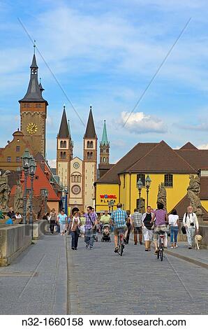 Stock Photo - Old Main Bridge, Town Hall and Cathedral, W? rzburg, UNESCO World Heritage Site, Romantische Strasse (? Romantic Road? ), Franconia, Bavaria, Germany, Europe. Fotosearch