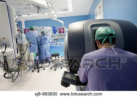 Stock Image - Operating room, prostate cancer robotic surgery, Da Vinci surgical robot, urology. Hospital Policlinica Gipuzkoa, San Sebastian, Donostia, Euskadi, Spain. Fotosearch